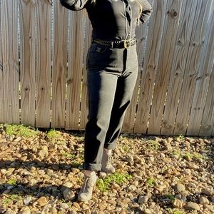 VINTAGE High Waist Wranglers 🖤🤠